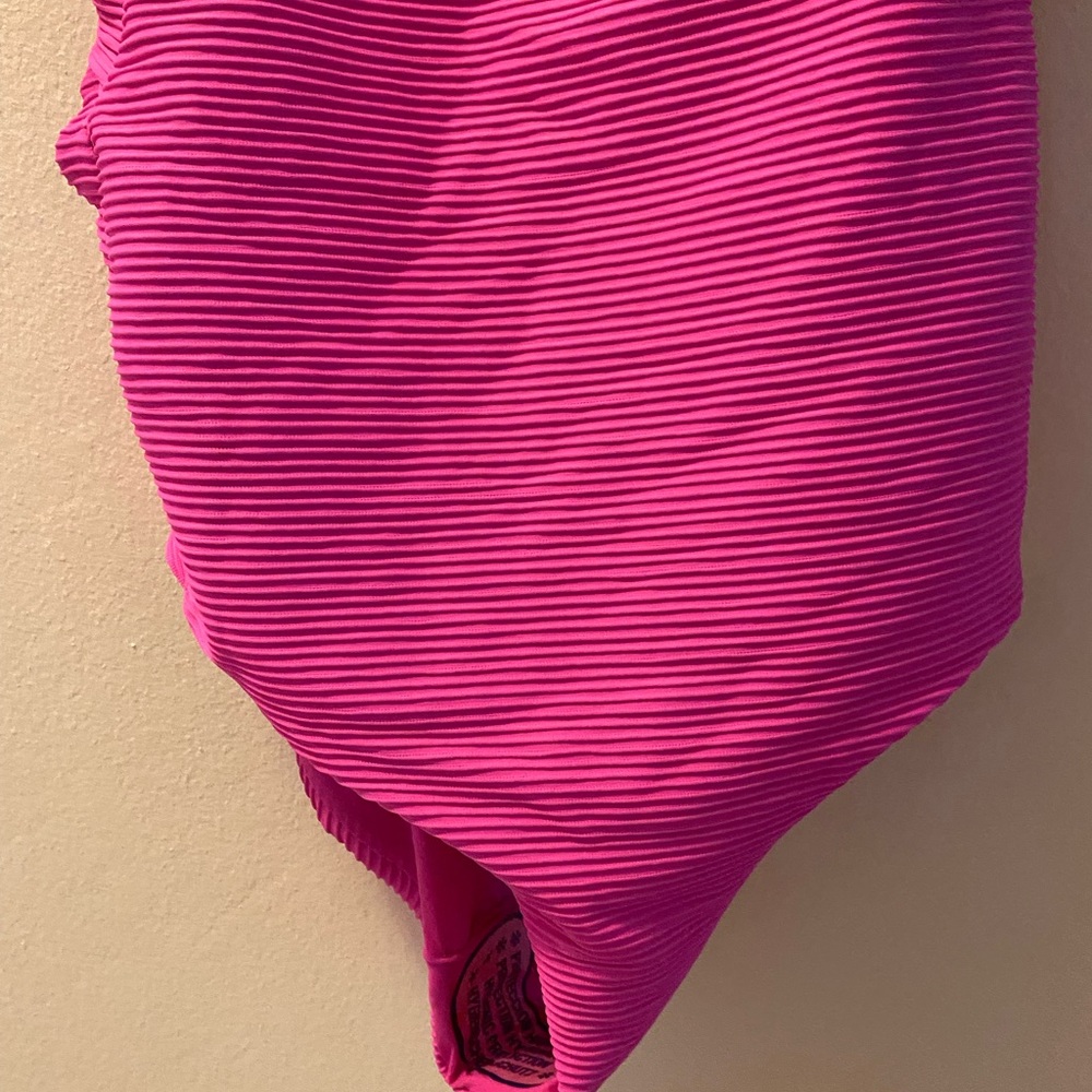 Zara Swimsuit in fuchsia. New